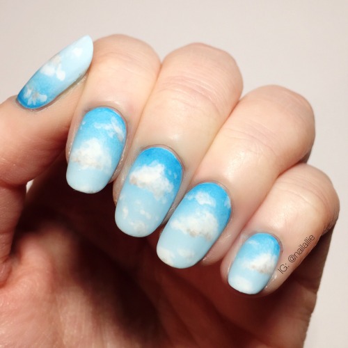 nailallie:  Cloud nails! 