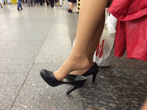 Shoeplay via candid camera. Girl was playing with her shoe in metro.More photos in my new IG ht