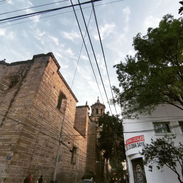 Mi día de ayer✨ 🚶🏻‍♀️ 🚶🏻‍♀️ 🚶🏻‍♀️ 🚶🏻‍♀️ #gdlcomida #gdl #gdlmx #gdlfood #foodphotography #foodie #foodstagram #foodlover #foodpics #foodpornshare #food #foodpornography #comidamexicana #comiendo #comidareal #esdegordos #edificios #edificioshistoricos #building #buildings #conociendomiciudad #caminando #boingdemango  (en Centro Historico de Guadalajara) https://www.instagram.com/misslobita/p/CYZe41CL0iM/?utm_medium=tumblr #gdlcomida#gdl#gdlmx#gdlfood#foodphotography#foodie#foodstagram#foodlover#foodpics#foodpornshare#food#foodpornography#comidamexicana#comiendo#comidareal#esdegordos#edificios#edificioshistoricos#building#buildings#conociendomiciudad#caminando#boingdemango