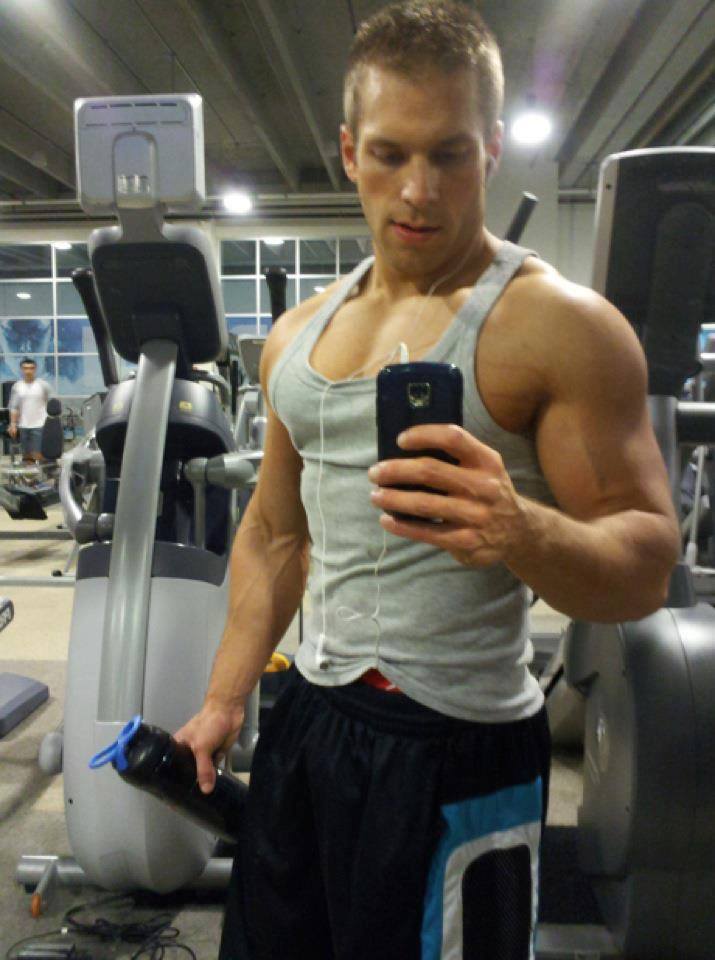 sirjocktrainer:  He ends each workout the same way. Lots of water and a quick photo