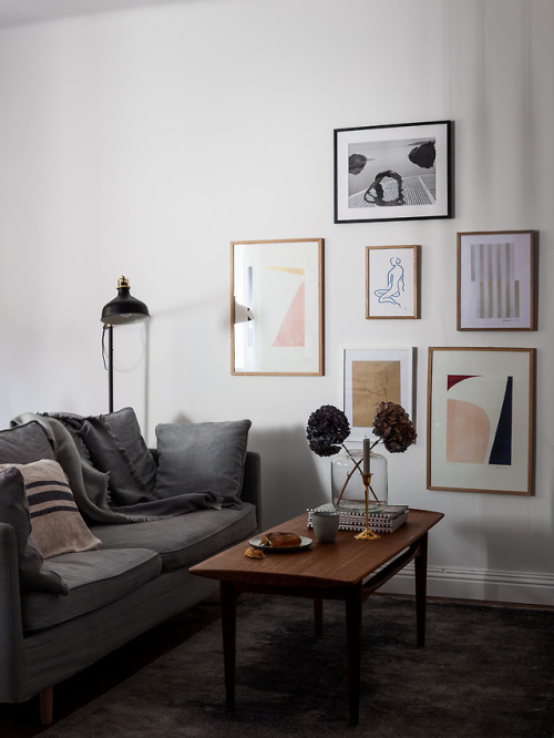 gravityhome:Small apartment | styling by Rydmanshem &amp; photos by SpinellFollow Gravity Home: Inst