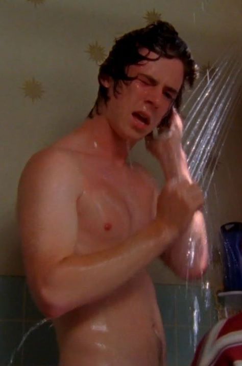 boycaps:  Charlie McDermott in “The Middle” 