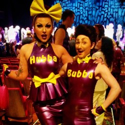 Sexy Rubber Couple @Kitten_And_Lou At The Burlesque Hall Of Fame Show Made Me Feel