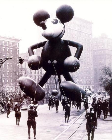 puntogon:  Mickey Thanks Giving Day