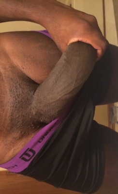 realbigandlong:  GIRTH ON 100. Email us for