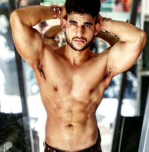 desiindianmen:Desi Body Builder-1 anishsainas