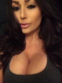 Hot Girls Wearing Leggings