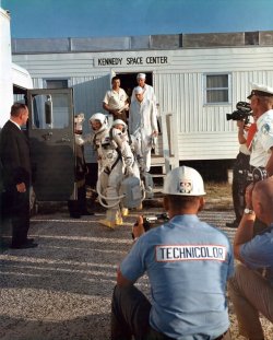 from-the-earth-to-the-moon13:Gemini 9 astronauts Tom Stafford and Gene Cernan walking out to the launch pad 