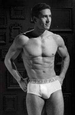 Hot Male Celebs In Underwear