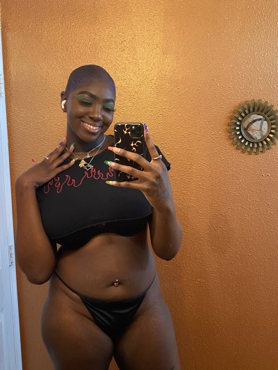 jamaicanamazon:🍒 🤤🤤🤤