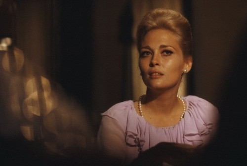 reminiscent-smile: Faye Dunaway
