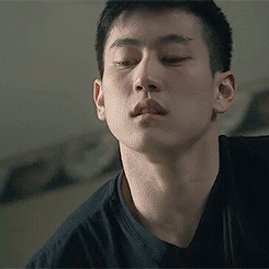 kuaytalk:  moreasiansplease:  http://www.queerclick.com/asians/images/2013/02/jake-choi-4.gif Yeaaaa via: queerclick found #JakeChois release face haha Sorry its a little perverted especially from its orgins “Short film: The Learning Curve” but