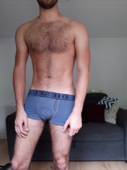 maxinbc:Body hair or trim? NO  trim