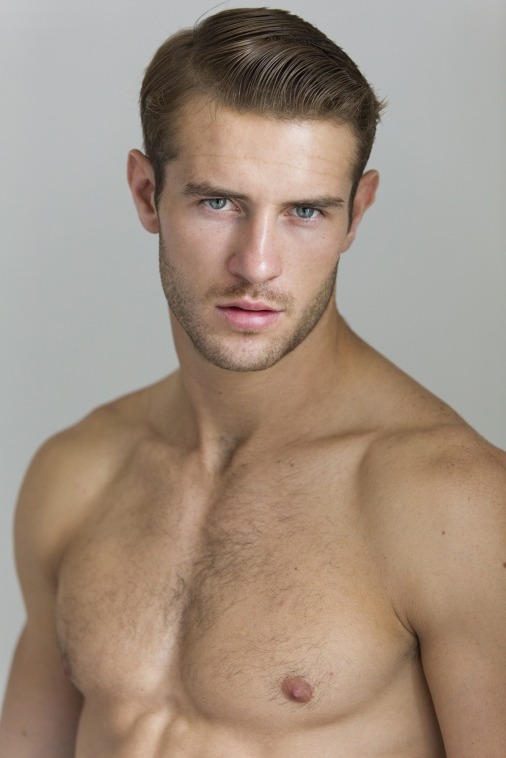 Amazing Male Nudity