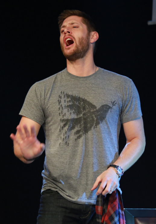 marinkaja:  Ackles, wtf are you doing? о_О      