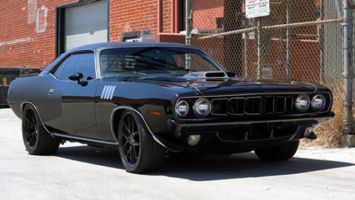 Plymouth Barracuda with SRT Shaker Hood and Hellcat V8 ==&gt; Read morehttps://www.musclecardefiniti