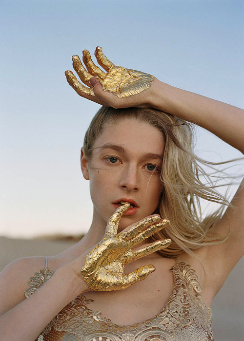 thequeensofbeauty:Hunter Schafer by Daria
