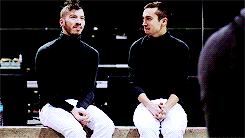 wells-jaha:  josh and tyler being sickeningly cute (っ･ω･)っ 