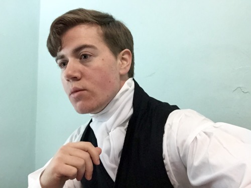 My shirt arrived, so have a test selfie with a poorly-tied cravat.