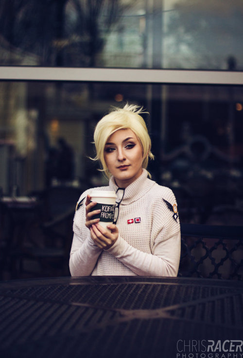 overbutts:  Mercy Cosplay