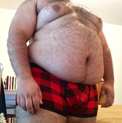 chubbyaddiction:  bear46:  Tummy Tuesday