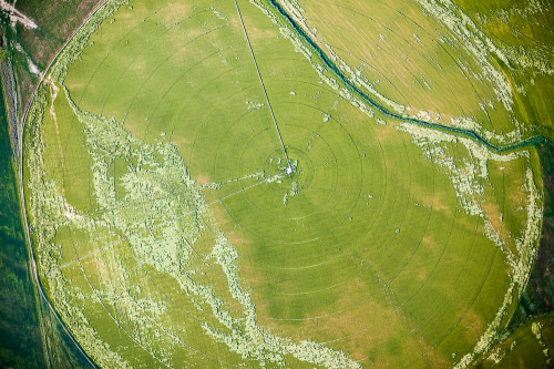 alex-maclean: Snake River Valley Pivot Irrigator, ID 2005