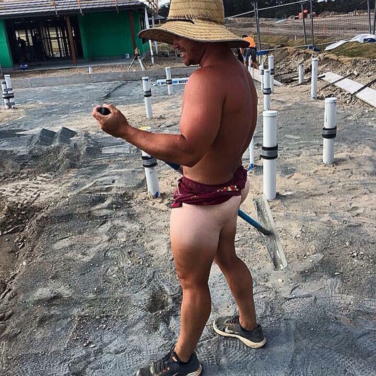 hardworkingbluecollar:  Check out out New Blog:  Sweaty Smelly Man Pits- http://sweatysmellyarmpits.tumblr.com/