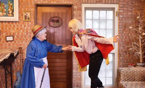 thewightknight:  Cosplayer does a photoshoot for Howl’s Moving Castle, with their grandmother as Sophie (x) 