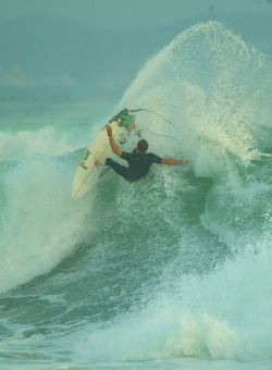 surf4living:  top 10 surfers that are better at free surfing than competing 8 - torrey meister when this guy won the o’neill cold water classic i was super stoked. he had no sponsor and his talent is massive. he charges super hard, does big turns and