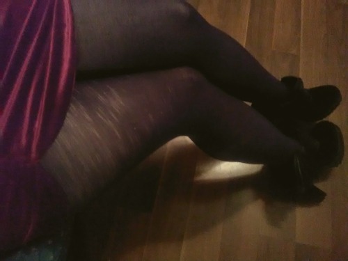 venomousserpent:  Sexy photos with new sexy bra and panties, my tail, being a good girl, etc ;)