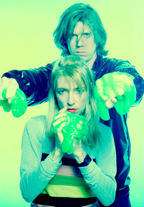 baolh:Kim Gordon and Thurston Mooreby A.J.Barratt 