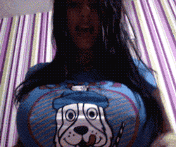 Another great tittie gif !! And fine looking titties they are!!!!