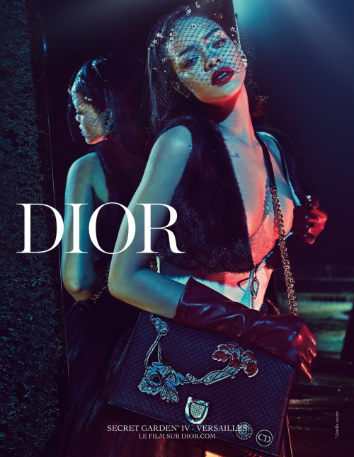 Vogue - Dior - Rihanna