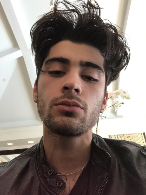 keepingupwithzayn:Zayn via twitter