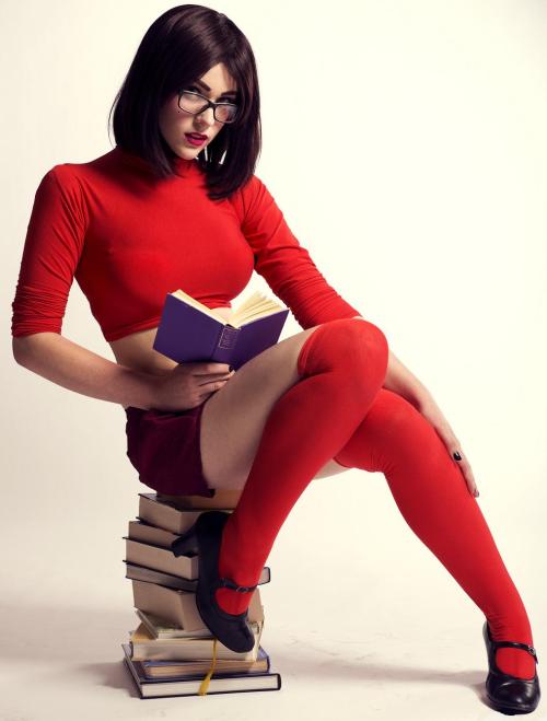 mannequinfetish: therandombeauty: Eve Beauregard Hello Eve Beauregard. *NB