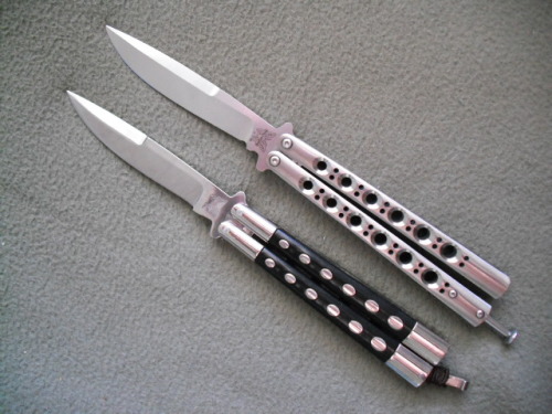 knifepics:Balisong (Butterfly Knife)