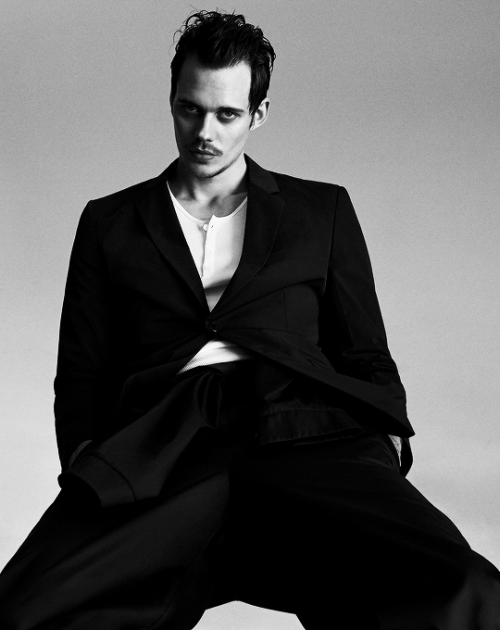 henryscavills:BILL SKARSGÅRDphotographed by Daniel Jackson for GQ Magazine (July 2018)