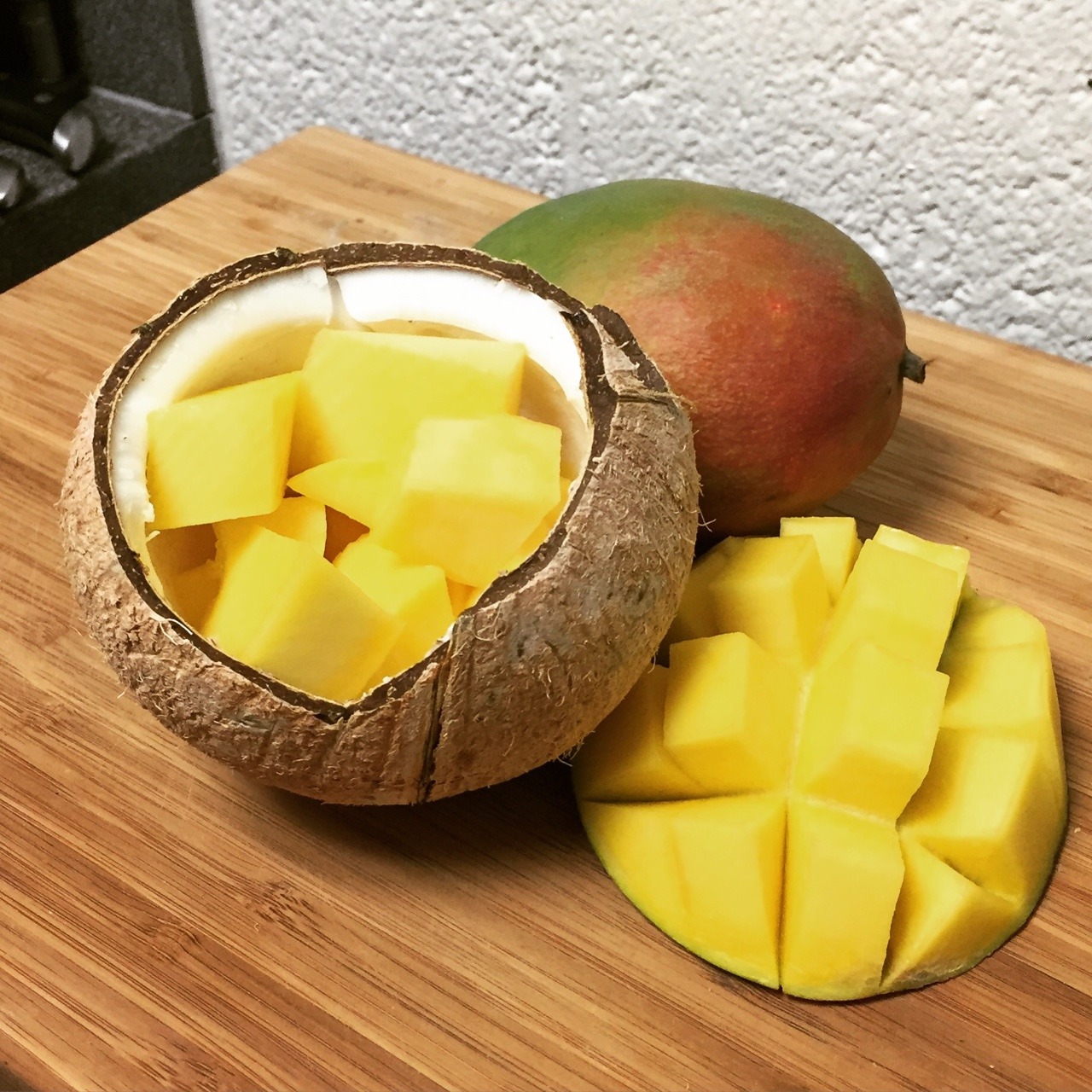 mangokiddos:  tropical