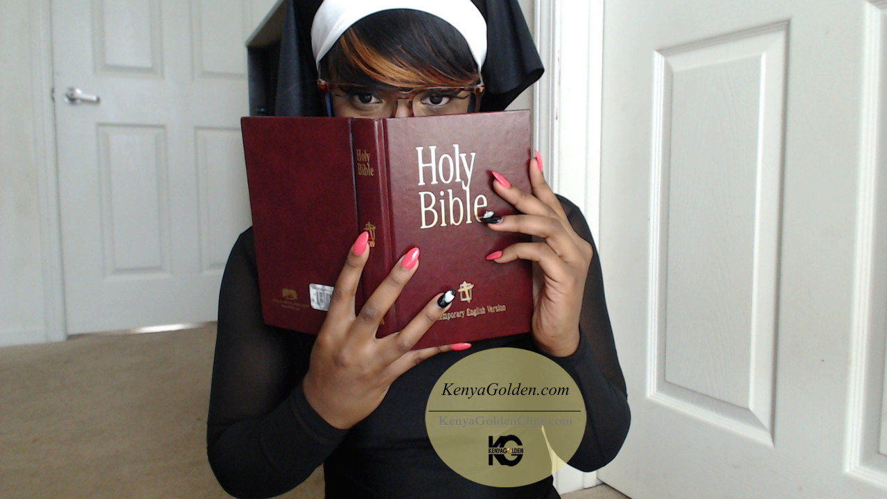 littledarlingnikky:  kenyagoldengirl:  Glory, hallelujah  Join: KenyaGolden.com Watch:
