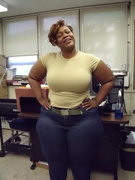 thiqdivazent:  That one thick ass co-worker who just insists on wearing tight ass