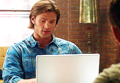 gadreelsam-deactivated20160814:Sam + laptop (requested by Sofia)