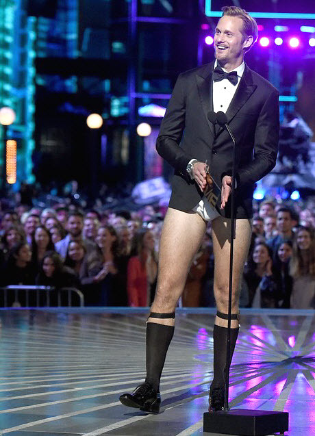 askarslibrary: Alex at last night’s MTV Movie Awards (April 9, 2016): Tarzan didn’t wear pants. A pantless Alexander Skarsgard, who’s starring as the title character in The Legend of Tarzan, presented the award for best movie. “I was going to