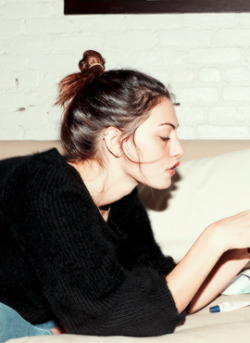 phoabetonkin-archive: Phoebe Tonkin photographed by Emily Weiss in New York on September 17, 2013