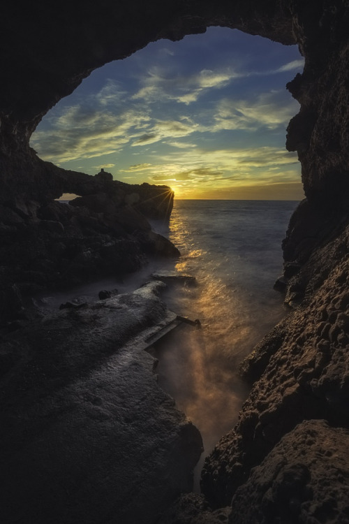 te5seract:  Lights in the Cave by Jose Antonio Hervas 