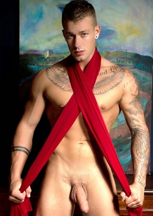 lordyazz:  hothungsimo:  The search for the most beautiful &amp; hung guys has begun…  Go