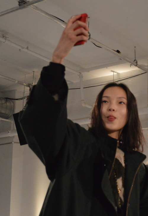newmiu:  the selfie queen!!! xiao wen ju shot by me