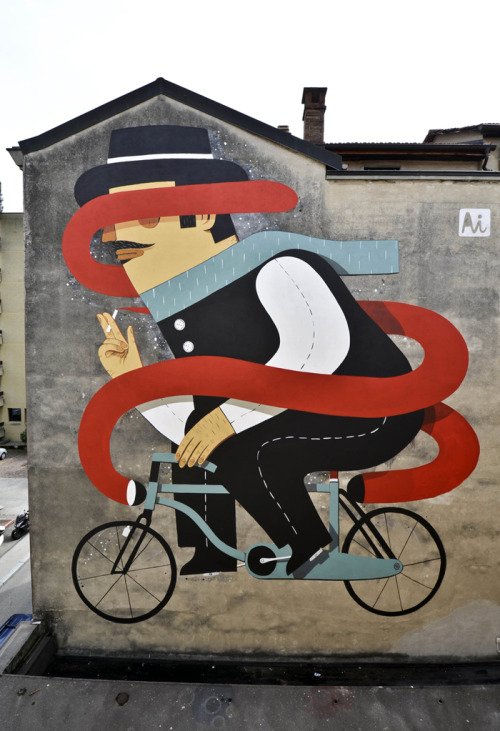 Italian street artist Agostino Iacurci.