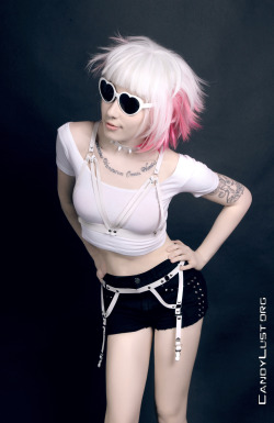 porphyriasuicide:  Lovely belt/harness/choker