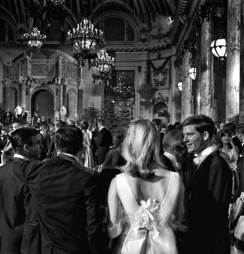 transiberiana: Fred Lyon, San Francisco Debutantes’ Ball