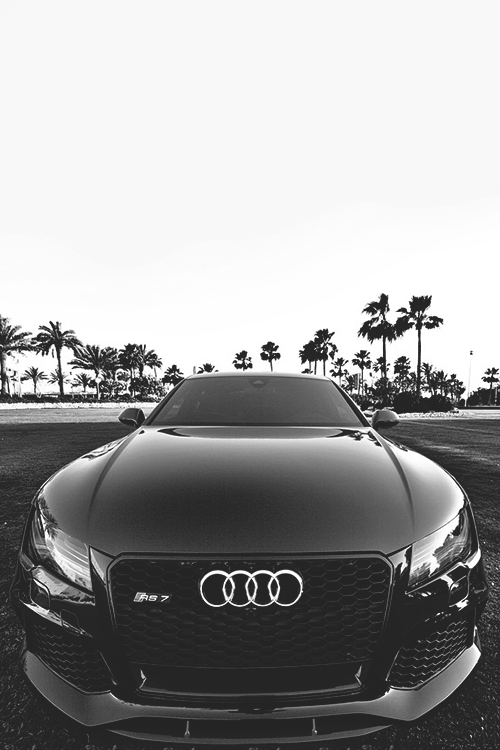 desaturate-define:  Original (coloured): wearevanity / The Audi RS7 | 